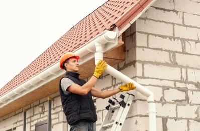 Pose et remplacement de gouttières à Ondes